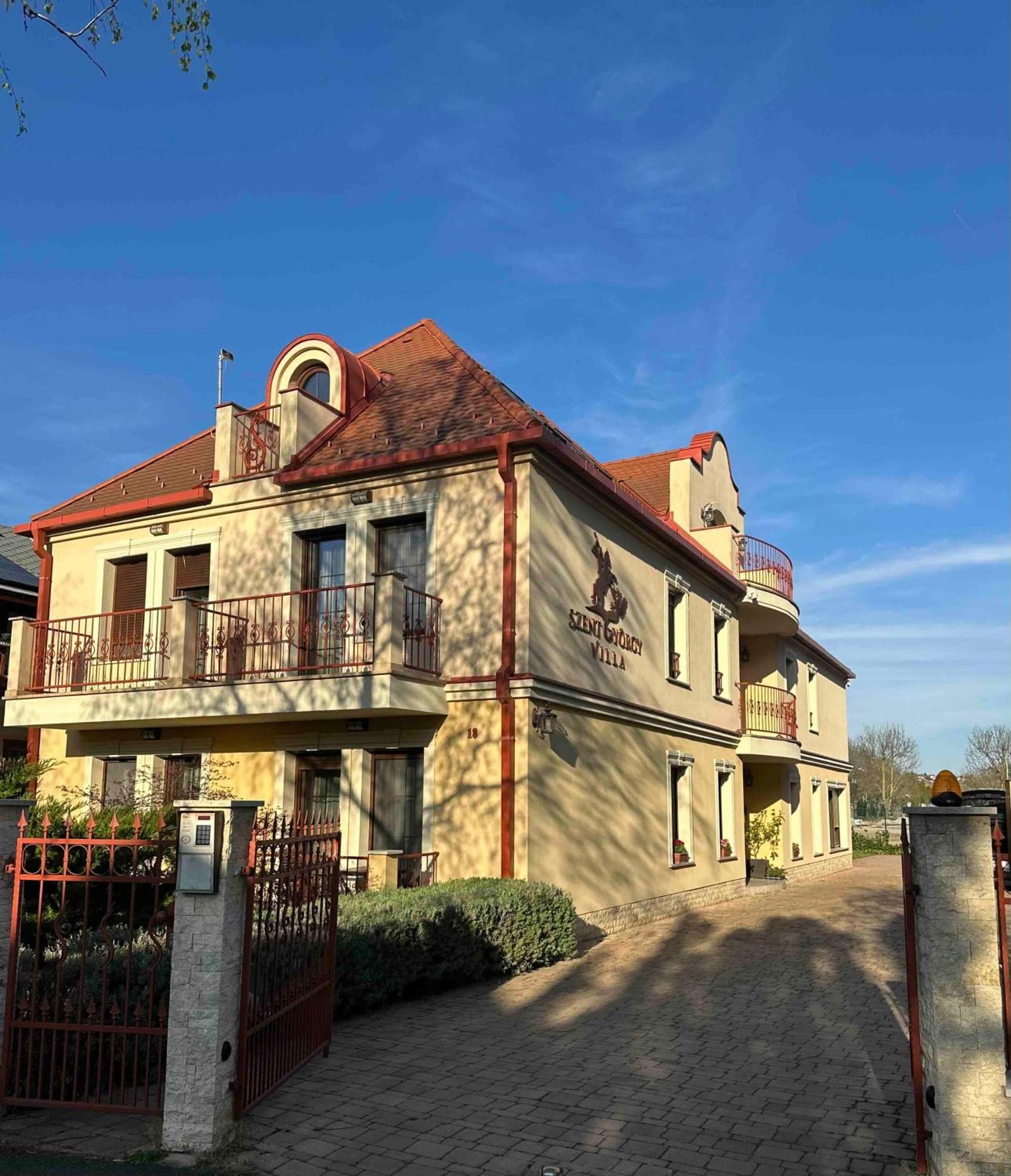 Szent György Villa Apartmanház Hévíz Exterior foto